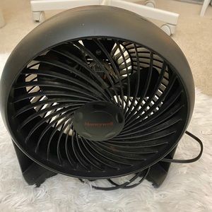 HoneyWell room fan